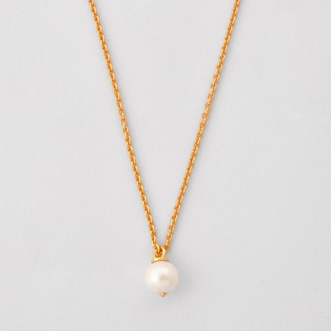 Mini Pearl Pendant Necklace
