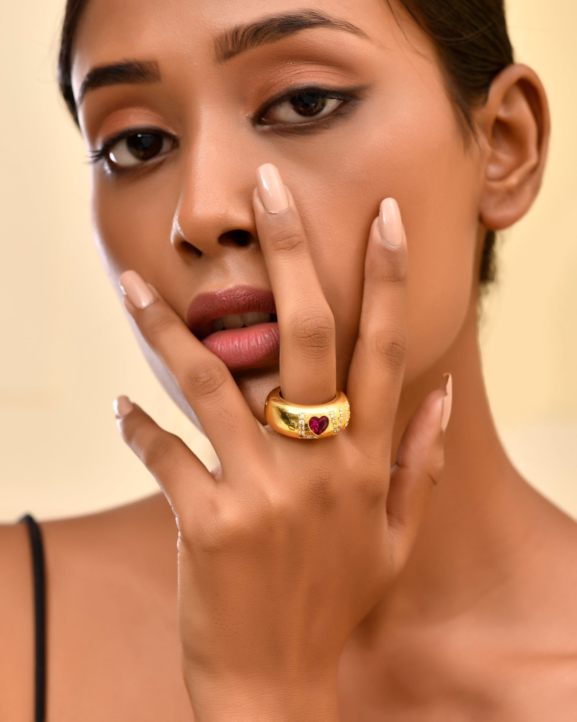 LOVE Band Ring